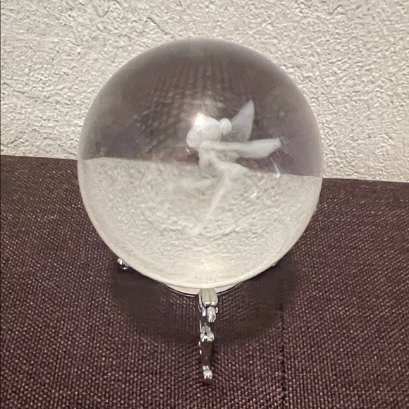 #1101+Tinker-bell Snow Glass Sphere with Fairy Figurine - Picture 2 of 7